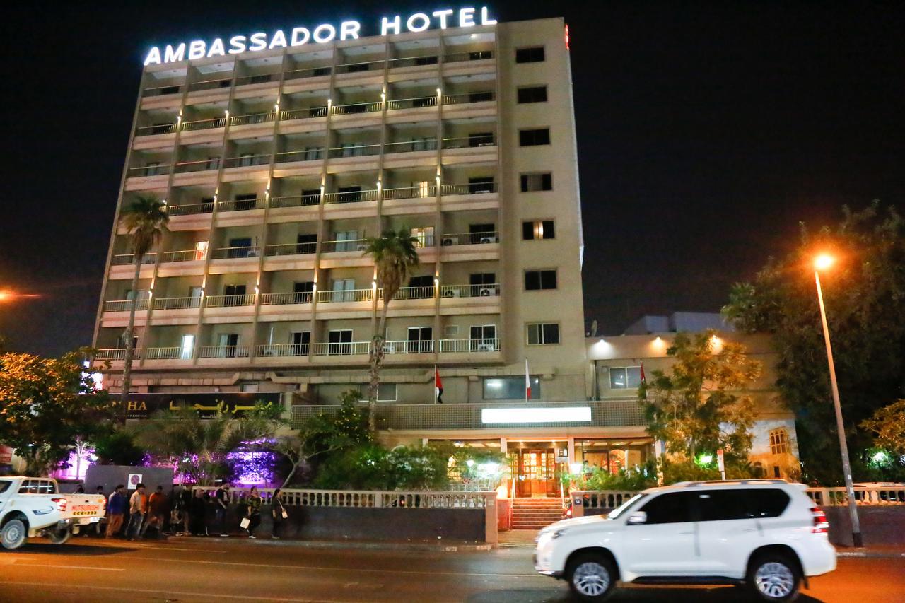 Ambassador Hotel Dubaj Exteriér fotografie